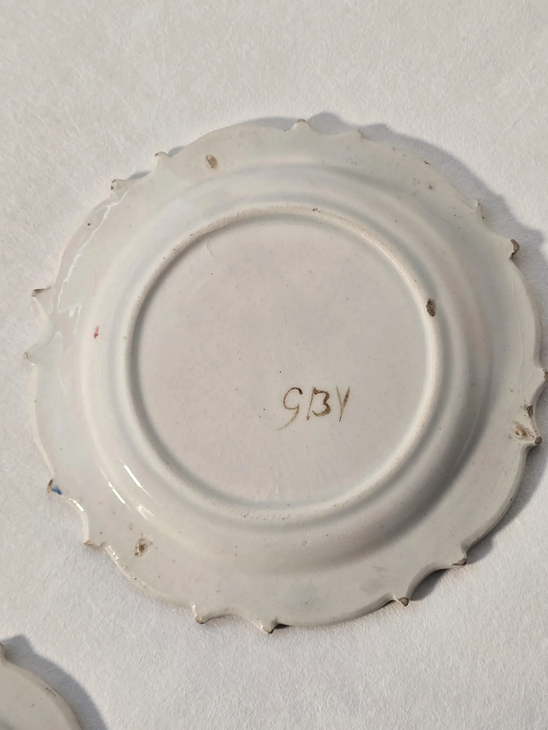 12 Assiettes anciennes en faïence et majolique italienne GBV Nove peintes à la main – Image 5