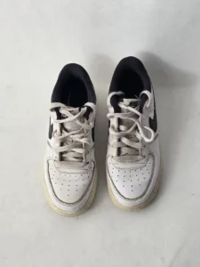 nike air force 1 low 07 swooshfetti blanches vue de dessus