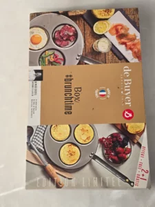 Coffret De Buyer Box Brunchtime édition limitée avec poêle 3 compartiments.