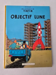 Couverture Tintin Objectif Lune Hergé édition Casterman mai 1982 avec fusée rouge et blanche