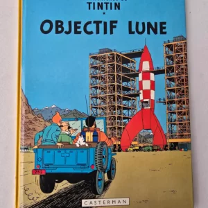 Couverture Tintin Objectif Lune Hergé édition Casterman mai 1982 avec fusée rouge et blanche