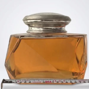 Flacon professionnel Sonia Rykiel 7 Sens contenant une base parfumée ambrée en grand format