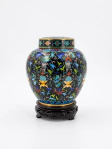 vase cloisonné chinois multicolore sur socle en bois sculpté Légende