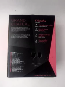 Côté de la boîte Cristal d’Arques Grand Château présentant les caractéristiques des verres à vin rouge 40 cl.