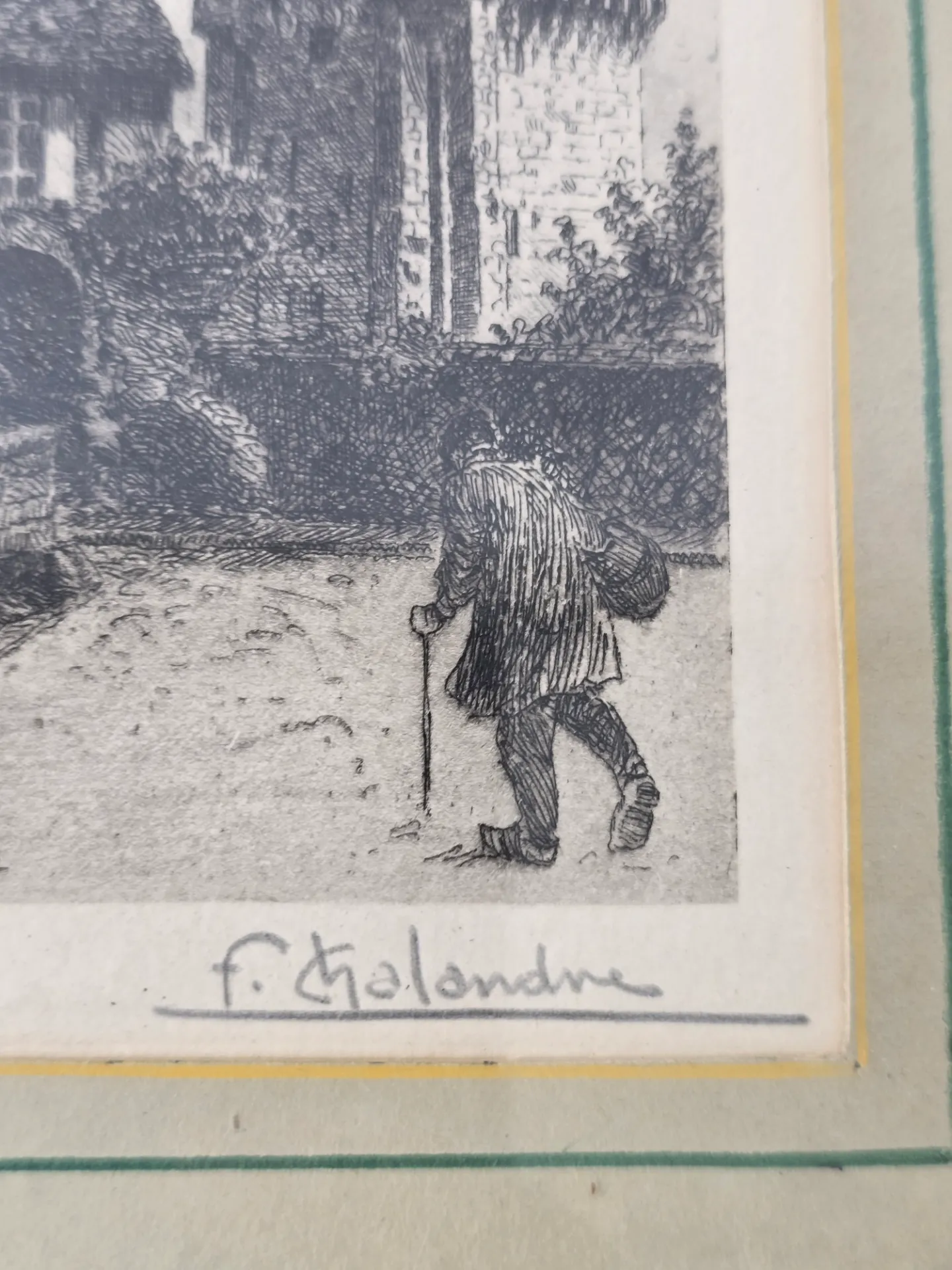 Détail d’une estampe ancienne signée F. Chalandre représentant un personnage devant la Porte du Croux à Nevers.