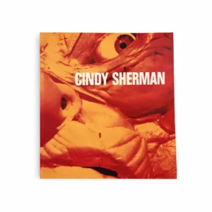 Couverture d’un livre d’art Cindy Sherman, édition Photographic Works 1975–1995.